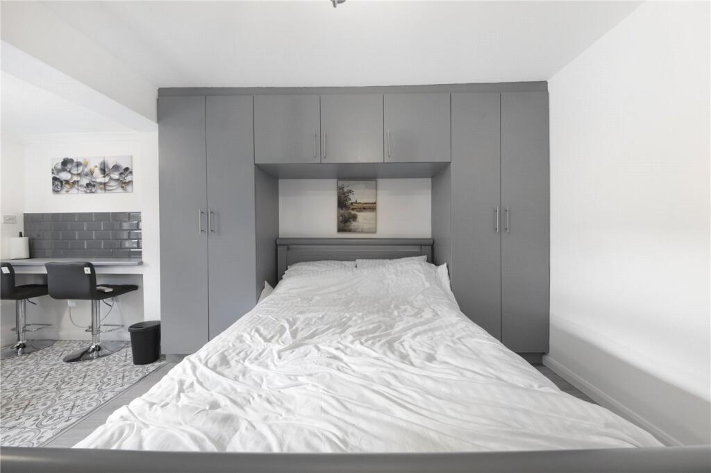 Main image of property: Chatsworth Road, London, E5