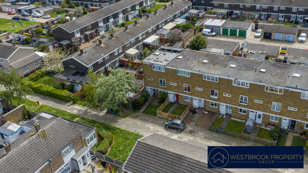 Main image of property: Gladwyns, Basildon, Essex, SS15