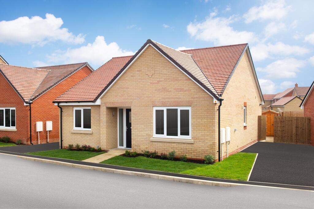 Main image of property: Stortford Road,
Dunmow,
CM6 1WY