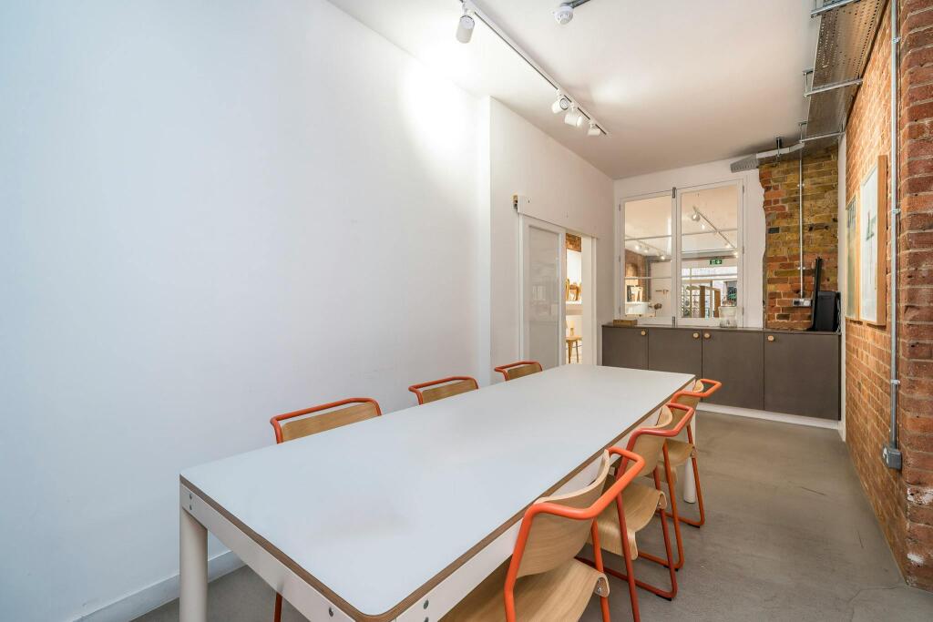 Block C Ground Floor meeting room.jpg