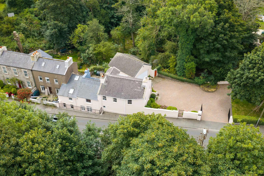 Main image of property: Sycamore House, Kewaigue Hill, Douglas