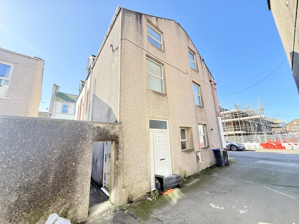 Main image of property: 1 Market Square, Cleator Moor, Cumbria CA25 5AR