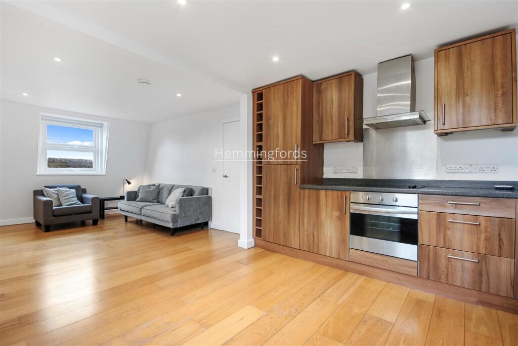 Main image of property: Whitehorse Road, London, E1
