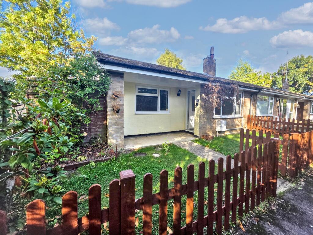 Main image of property: Linnington, Queens Road, Hawkhurst, Cranbrook