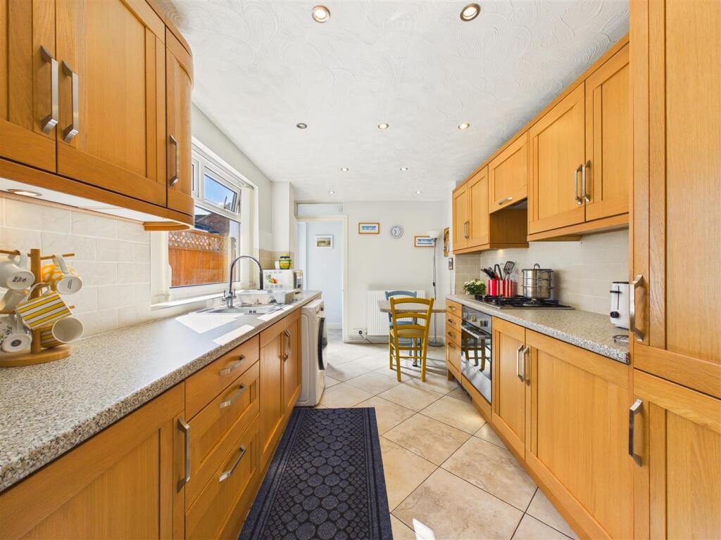 Main image of property: Westbourne Grove, Hessle