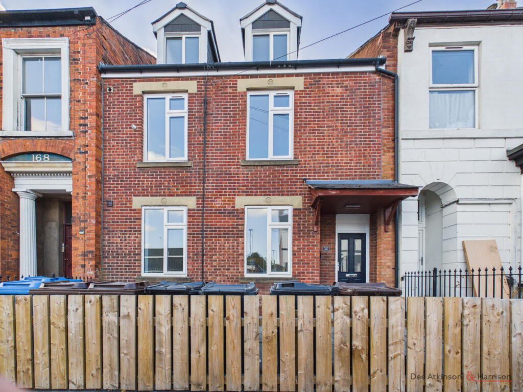 Main image of property: Flat 1 169 Coltman Street, Hull, HU3 2SQ