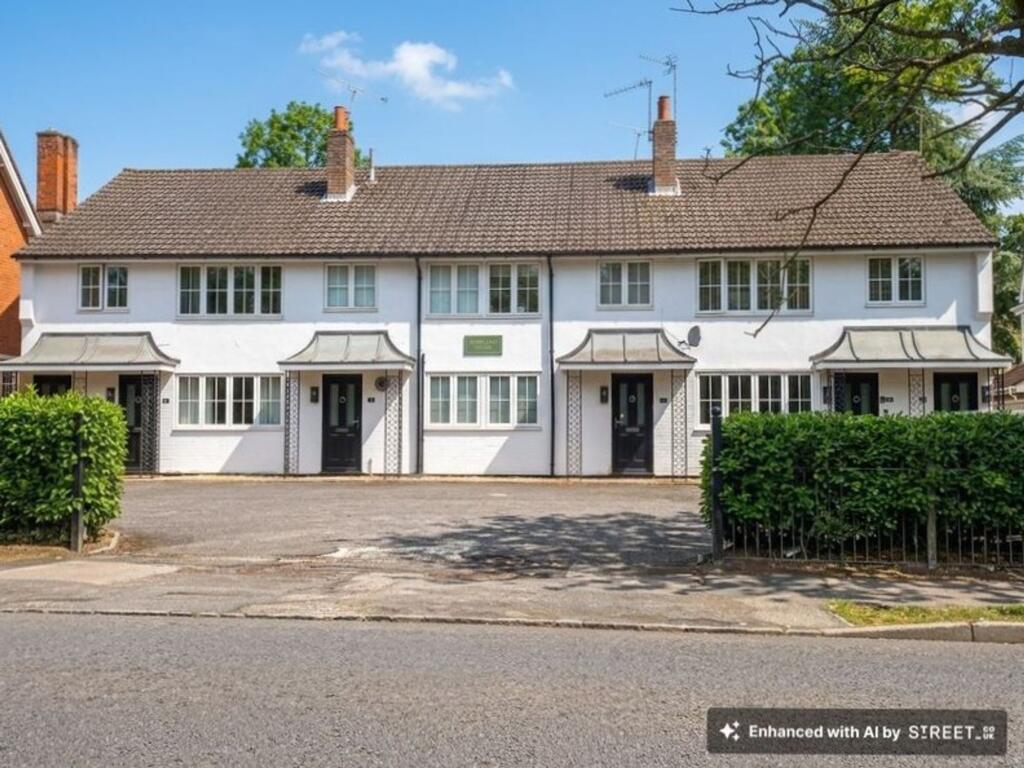 Main image of property: Park Lane, Beaconsfield, HP9