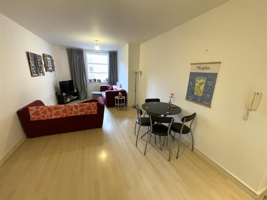 Main image of property: The Quadrangle, 1 Lower Ormond Street, Manchester, M1