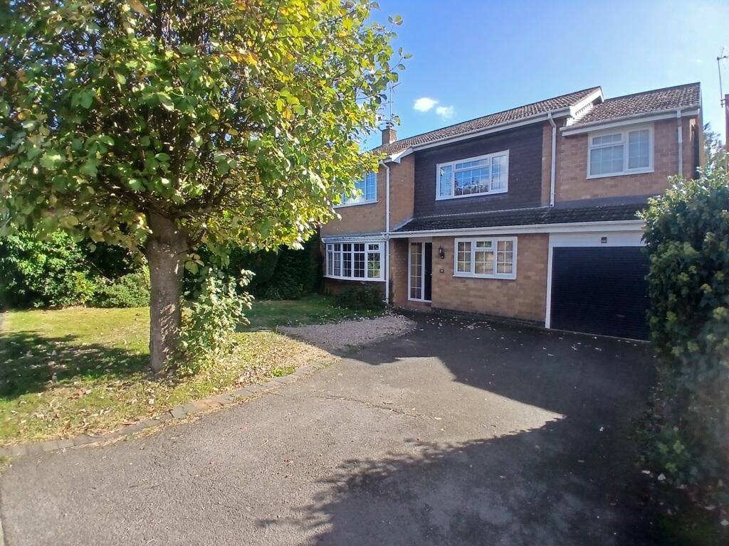 Main image of property: 35 York Close, Market Bosworth, Nuneaton, Leicestershire, CV13 0ND