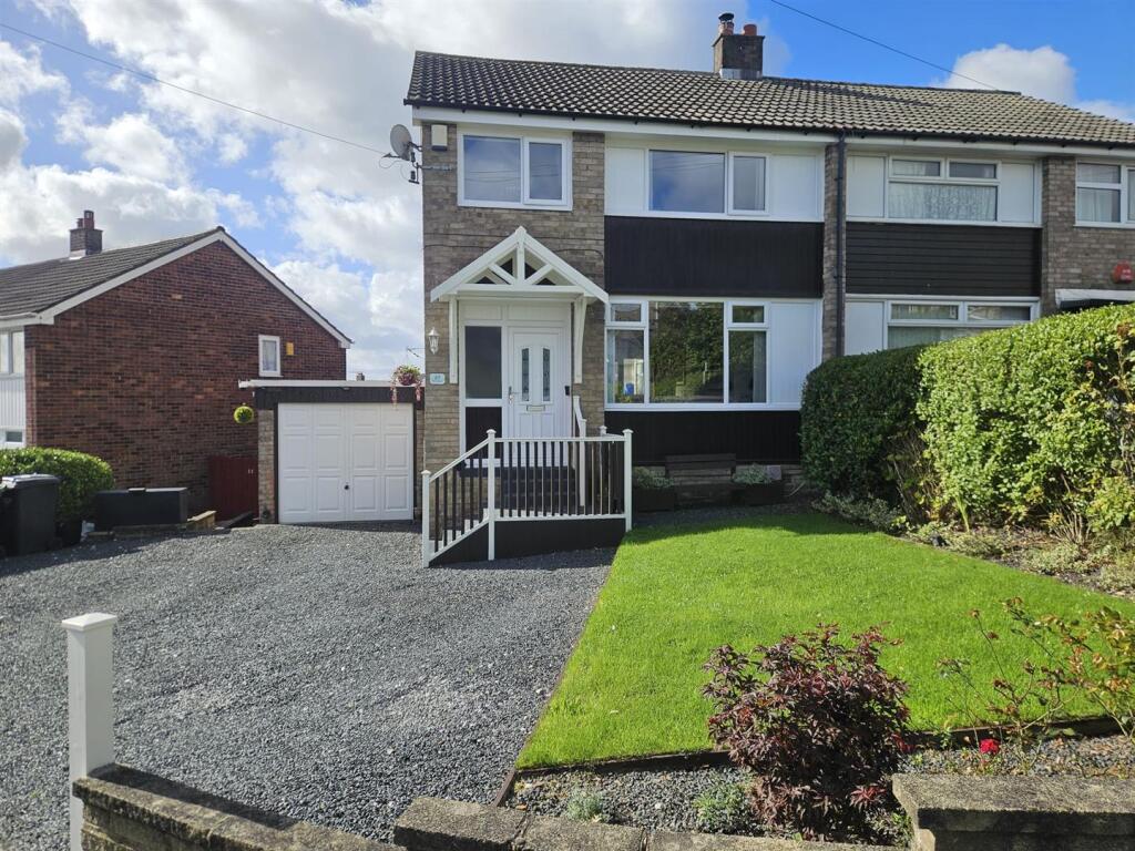 Main image of property: The Drive, Hipperholme - Halifax, HX3