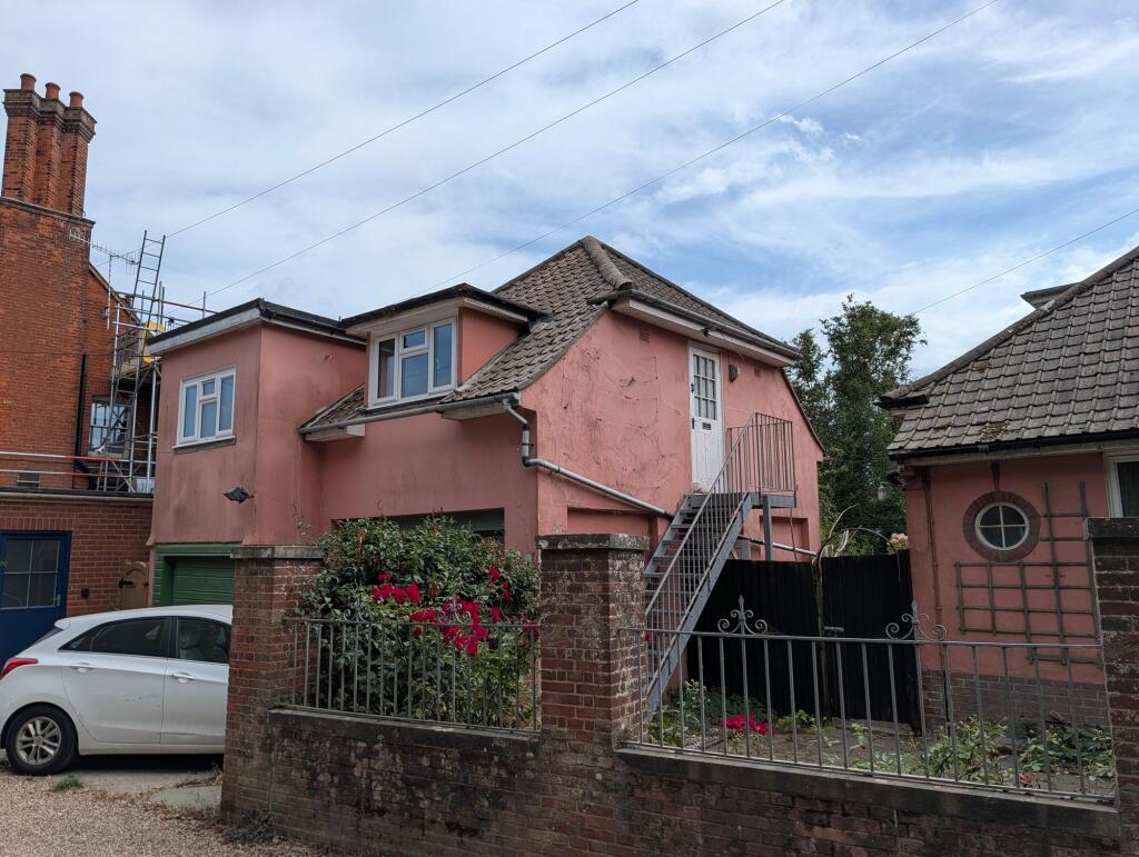 Main image of property: Park Lane, Aldeburgh, IP15