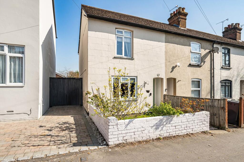 Main image of property: Worplesdon Road, Guildford, Surrey, GU2