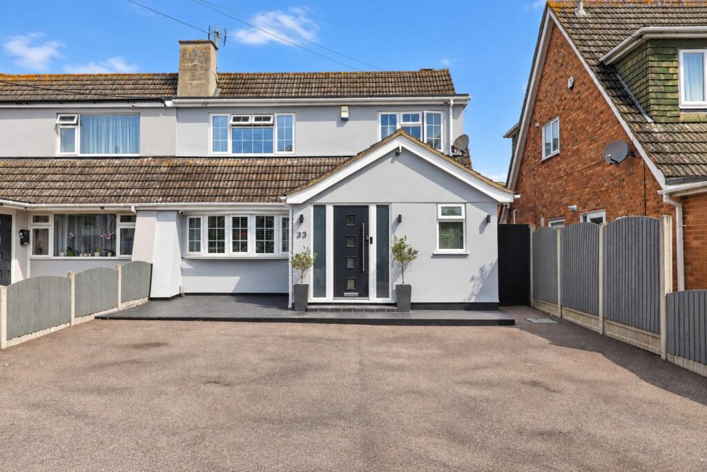 Main image of property: Bedford Road, Basildon, Essex, SS15