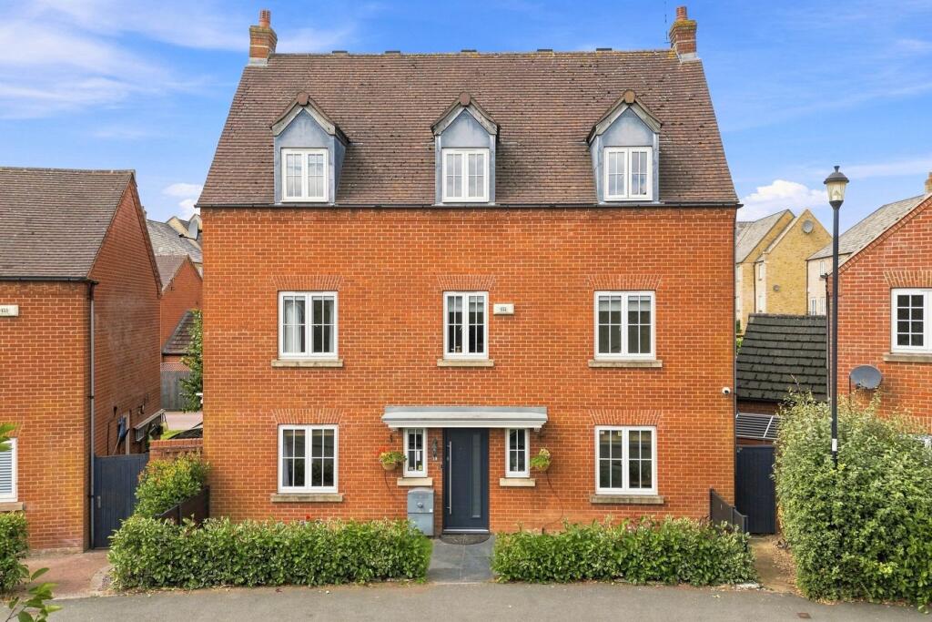 Main image of property: Coton Park Drive, Rugby, CV23