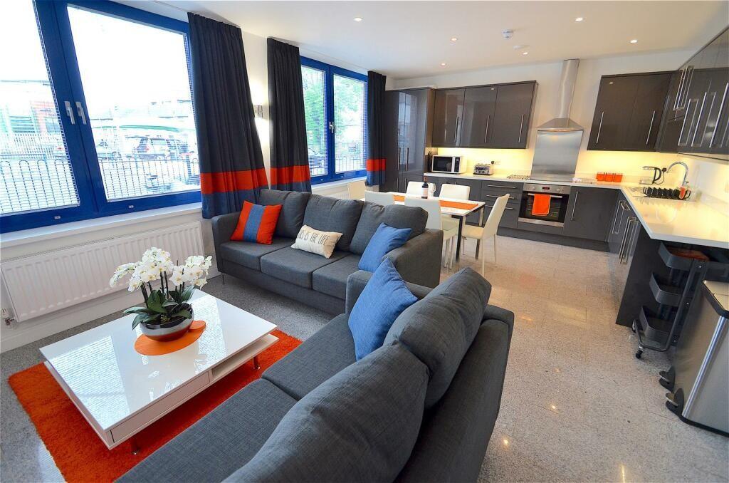 Main image of property: Wollaton Road, Beeston NG9 2NG
