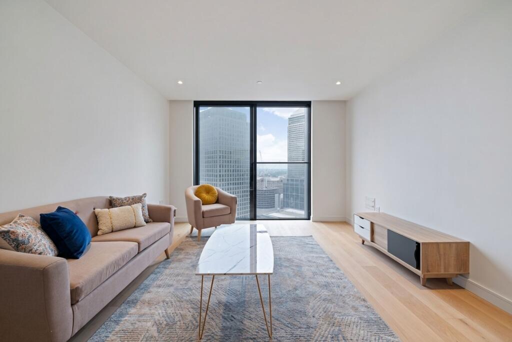 Main image of property: Marsh Wall, Hampton Tower, E14