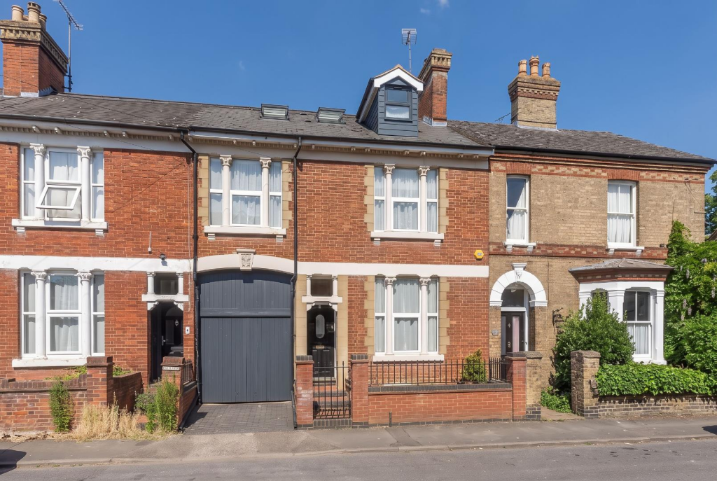 Main image of property: Beaudesert, Leighton Buzzard