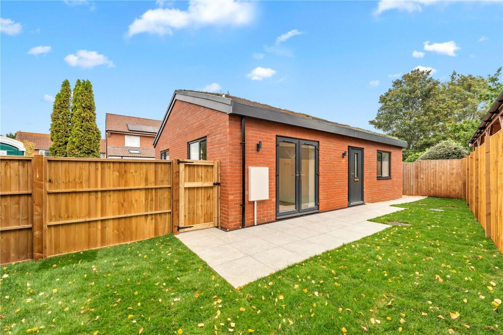 Main image of property: Stanshaw Road, Bristol, Somerset, BS16
