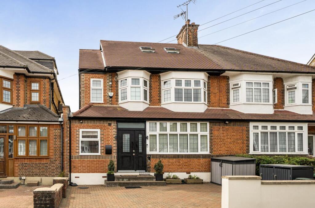 Main image of property: Chanctonbury Way, Woodside Park