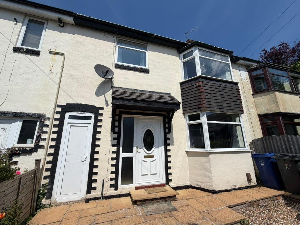 Main image of property: Poplar Grove, Newcastle-Under-Lyme, ST5