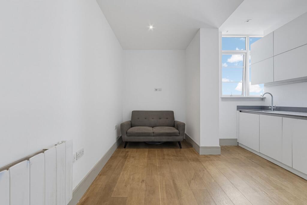 Main image of property: Philpot Street, London, E1