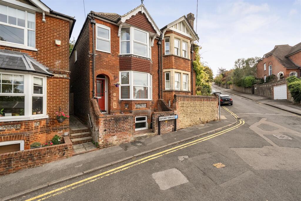 Main image of property: Oxford Terrace, Guildford