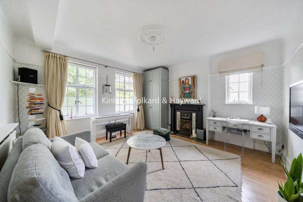 Main image of property: Connaught Gardens, Muswell Hill, London, N10