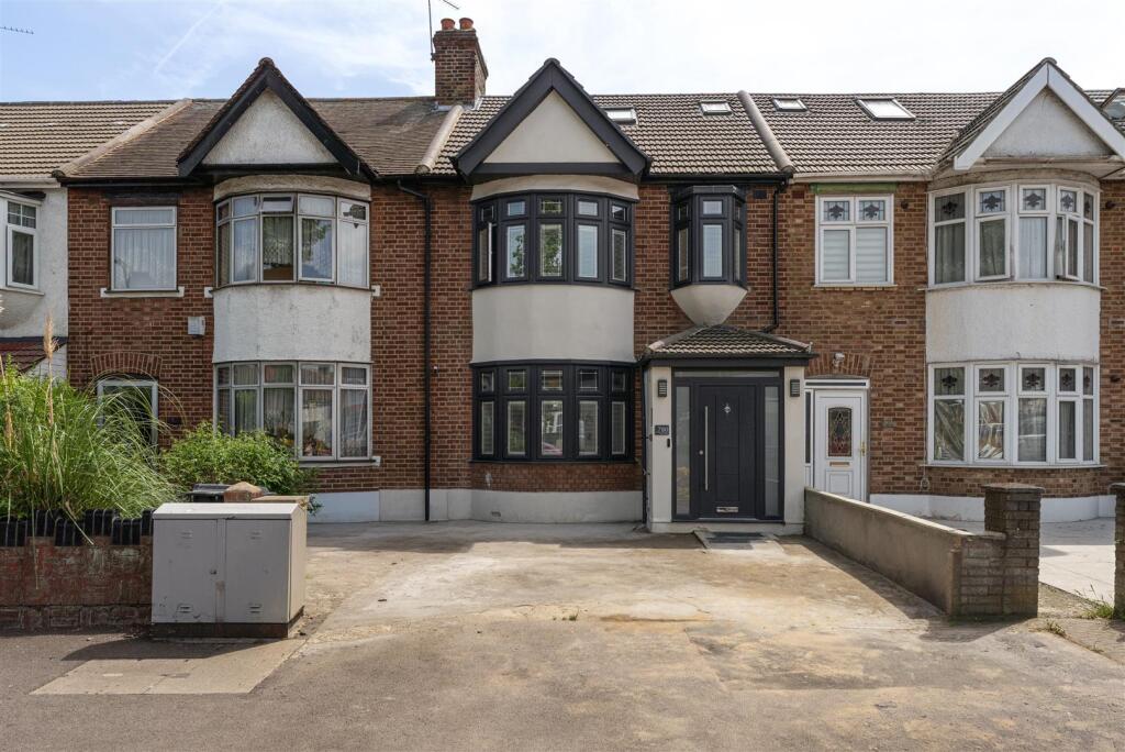 Main image of property: Lea Bridge Road, Walthamstow