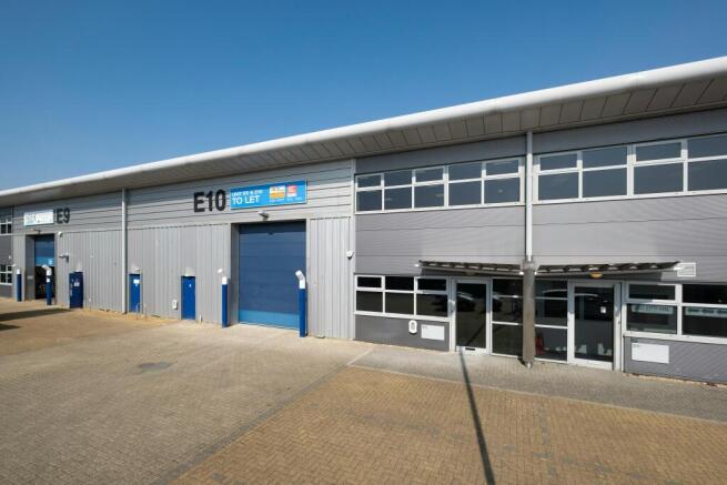 IW260325CAE10011.jpg