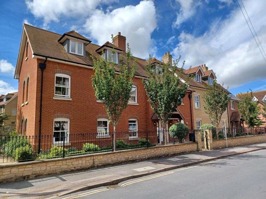Main image of property: Church Street, Wantage, Oxfordshire, OX12