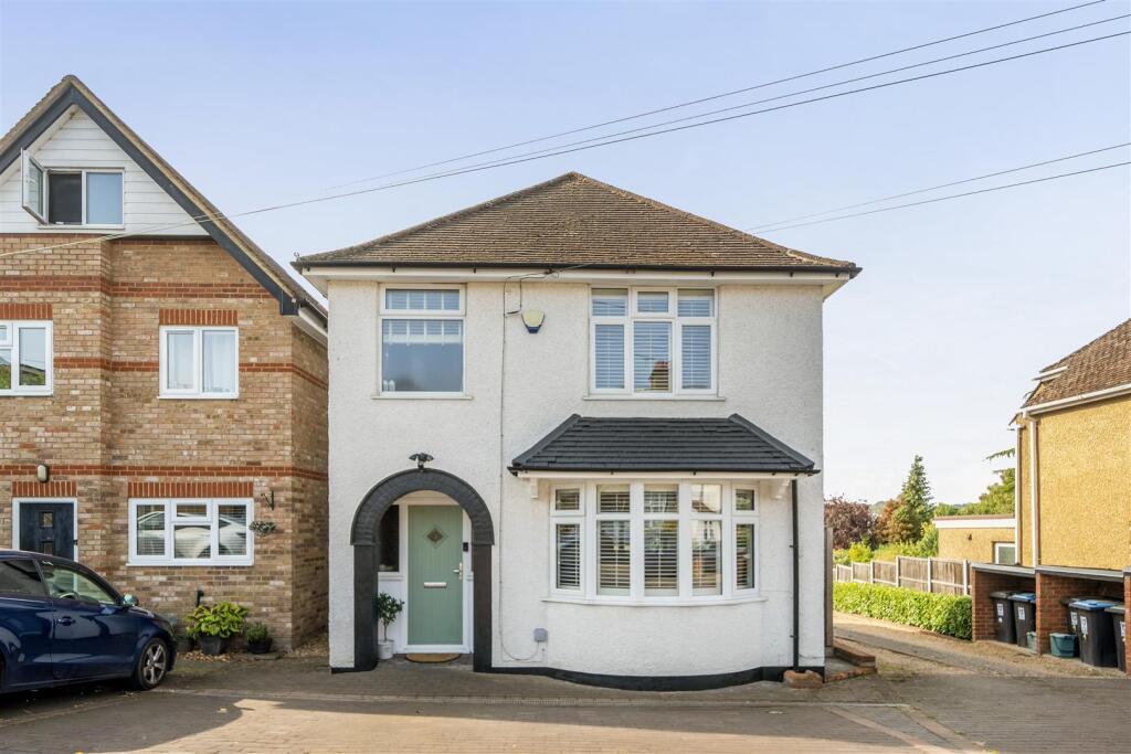 Main image of property: Athelstan Road, Hemel Hempstead