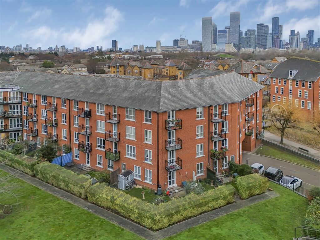 Main image of property: Basque Court, Canada Water, SE16