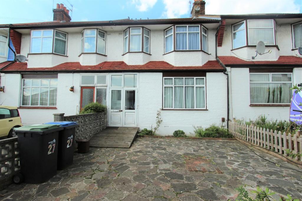 Main image of property: Ecclesbourne Gardens, London, N13