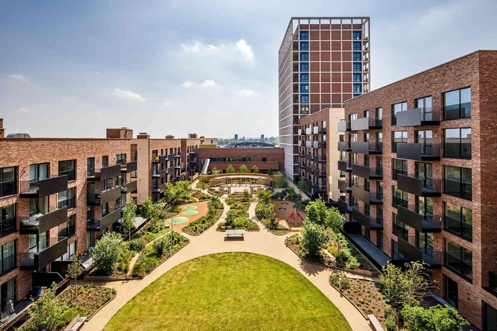 Main image of property: 118 Oliver Road,
London,
E10 5UJ