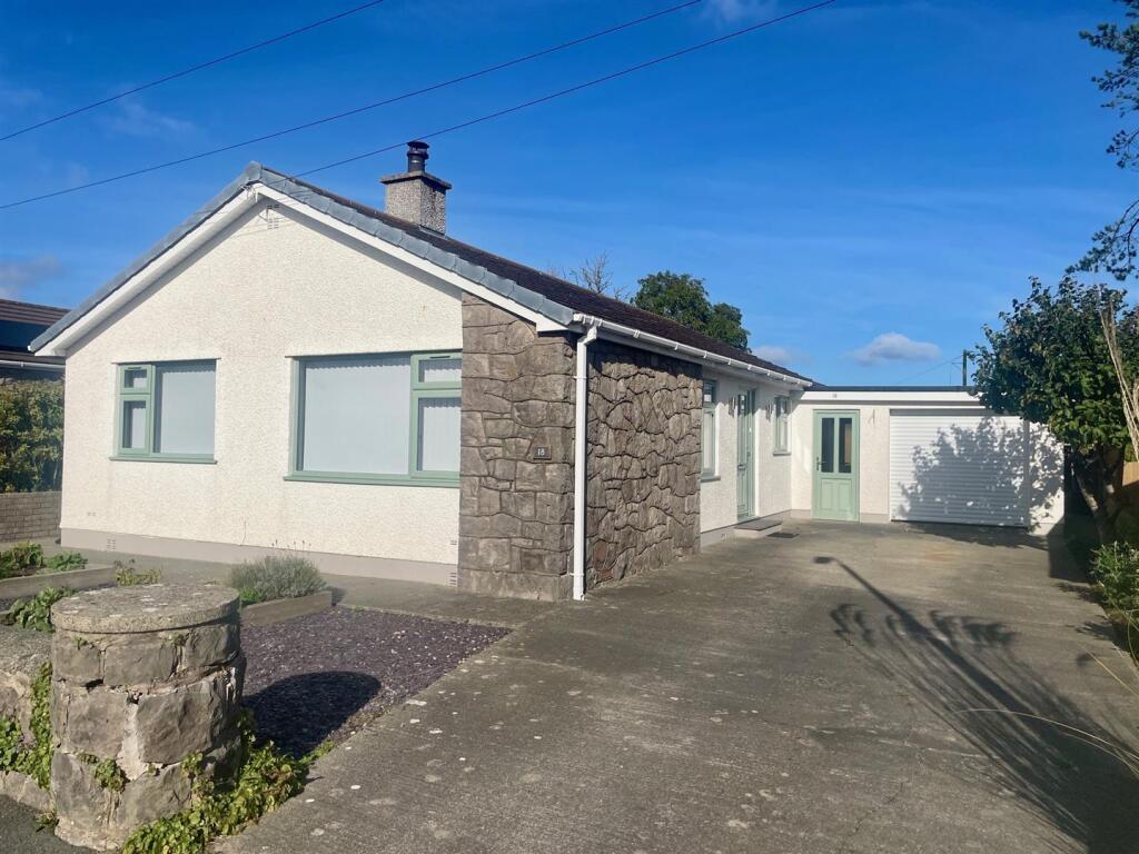 Main image of property: Minffordd, Benllech
