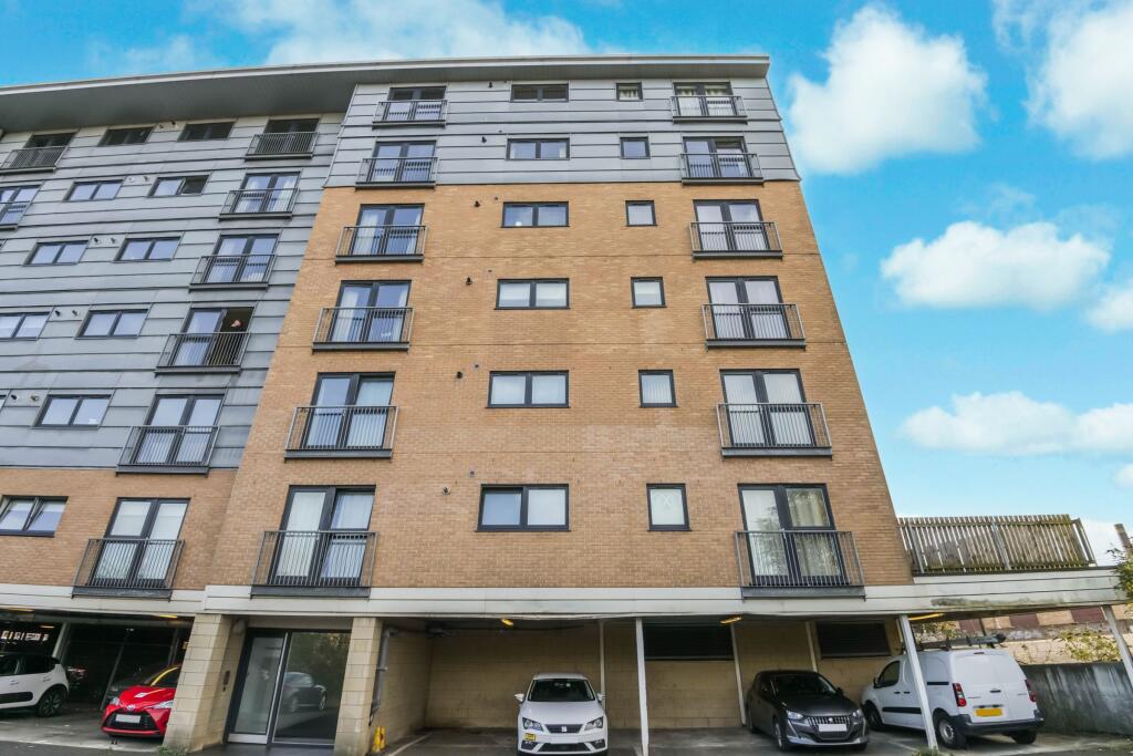 Main image of property: 2/1, 3 Barrland Court, Glasgow