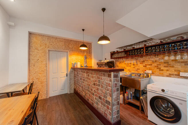 Hercules Street 1...