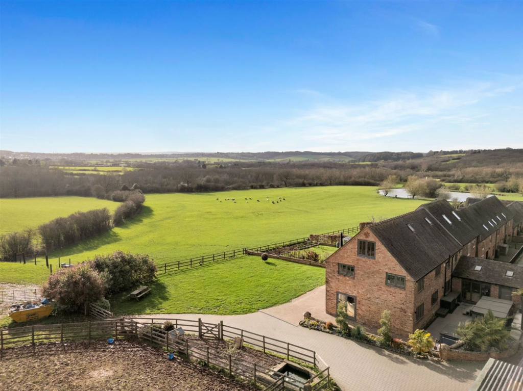 Main image of property: Ticknall Road, Hartshorne, DE11