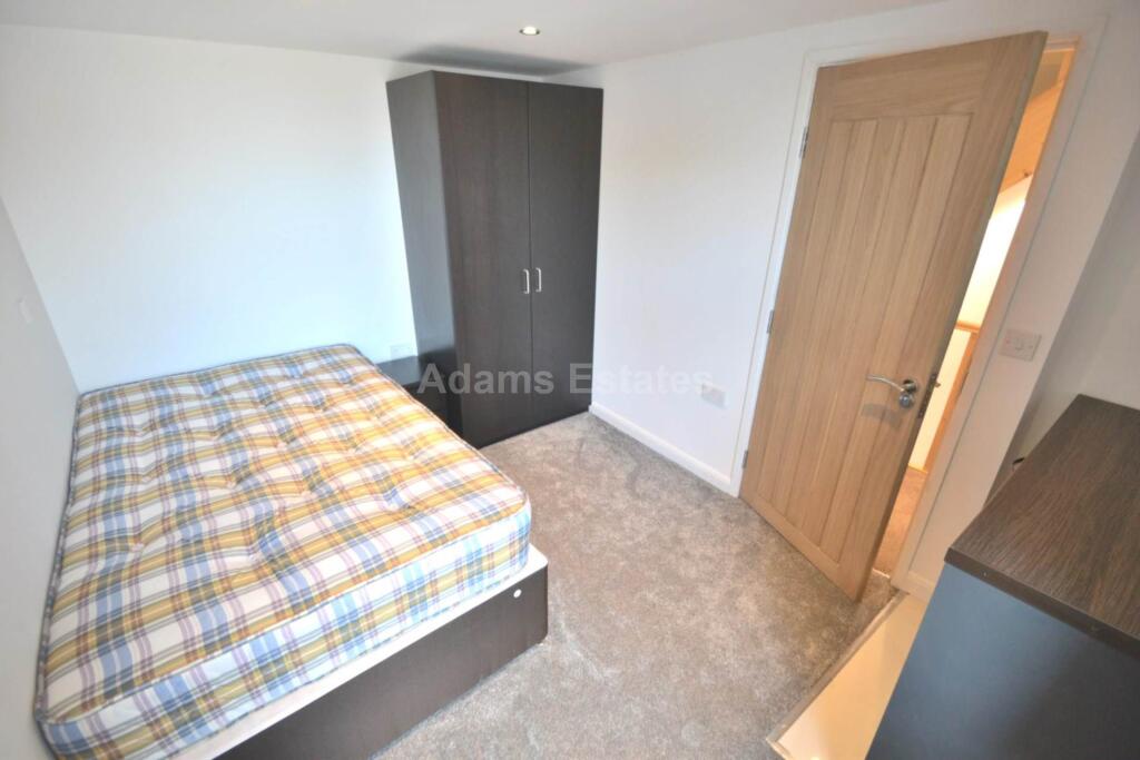 Main image of property: Prince Of Wales Avenue, Reading