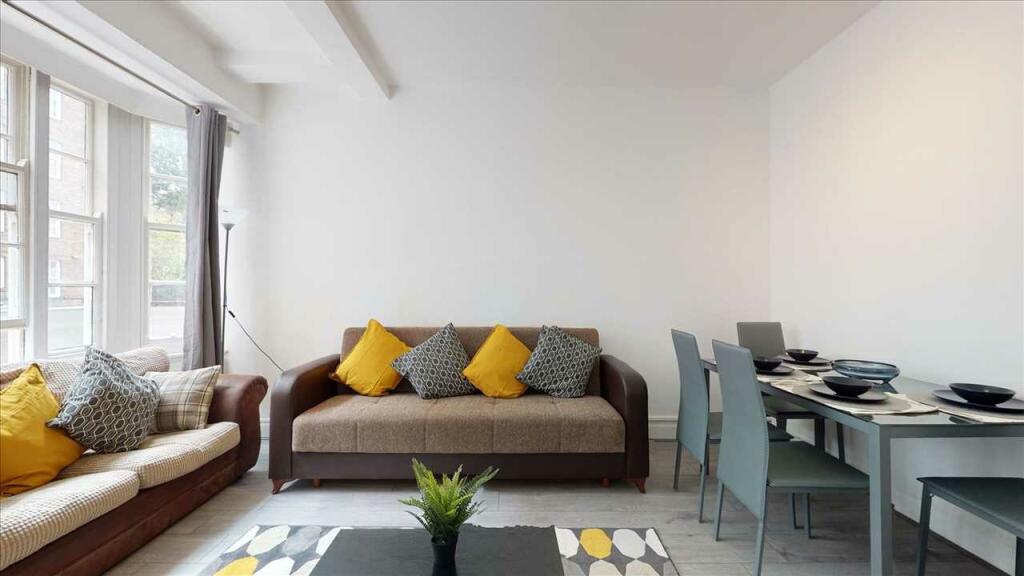 Main image of property: Queensway, London