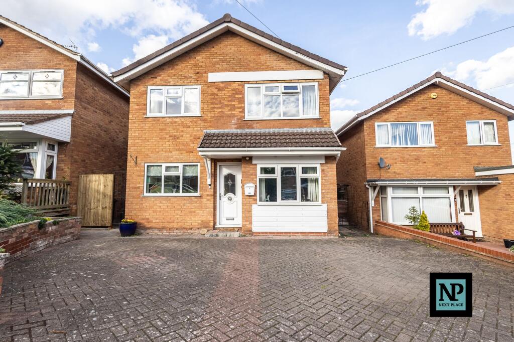 Main image of property: The Beeches, Polesworth, B78