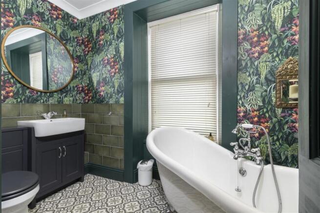Private Bathroom.jpg