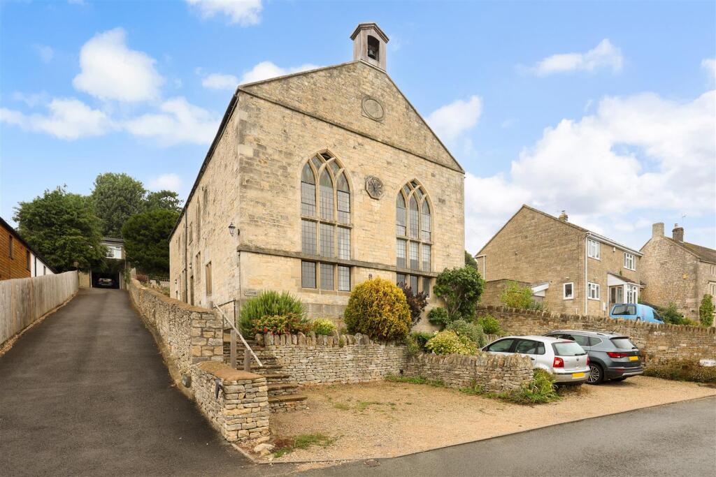 Main image of property: Chapelfields, Randwick, Stroud