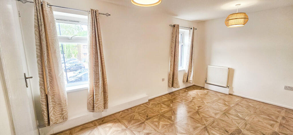 Main image of property: Canning Town, London, E16