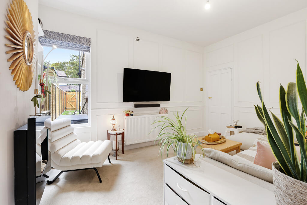 Main image of property: Junction Road, Ealing, London, W5