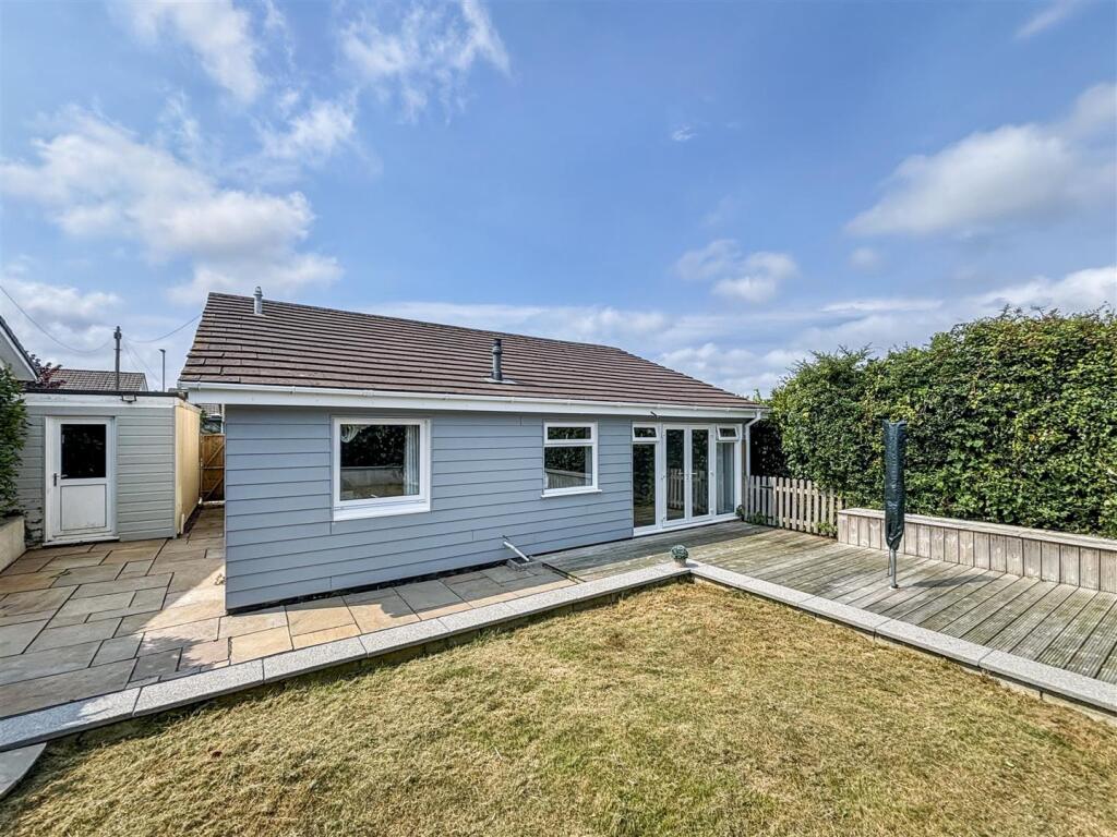 Main image of property: Cowling Road, Carnon Downs