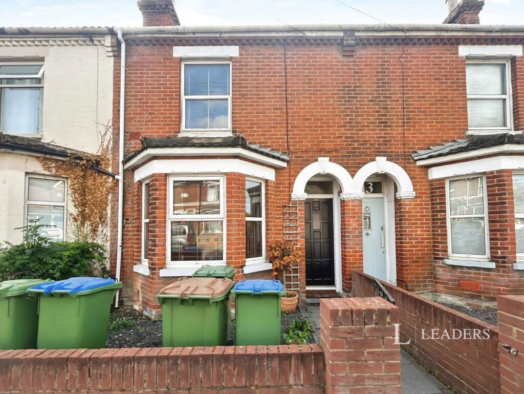 Main image of property: Testwood Road, Southampton, Hampshire, SO15