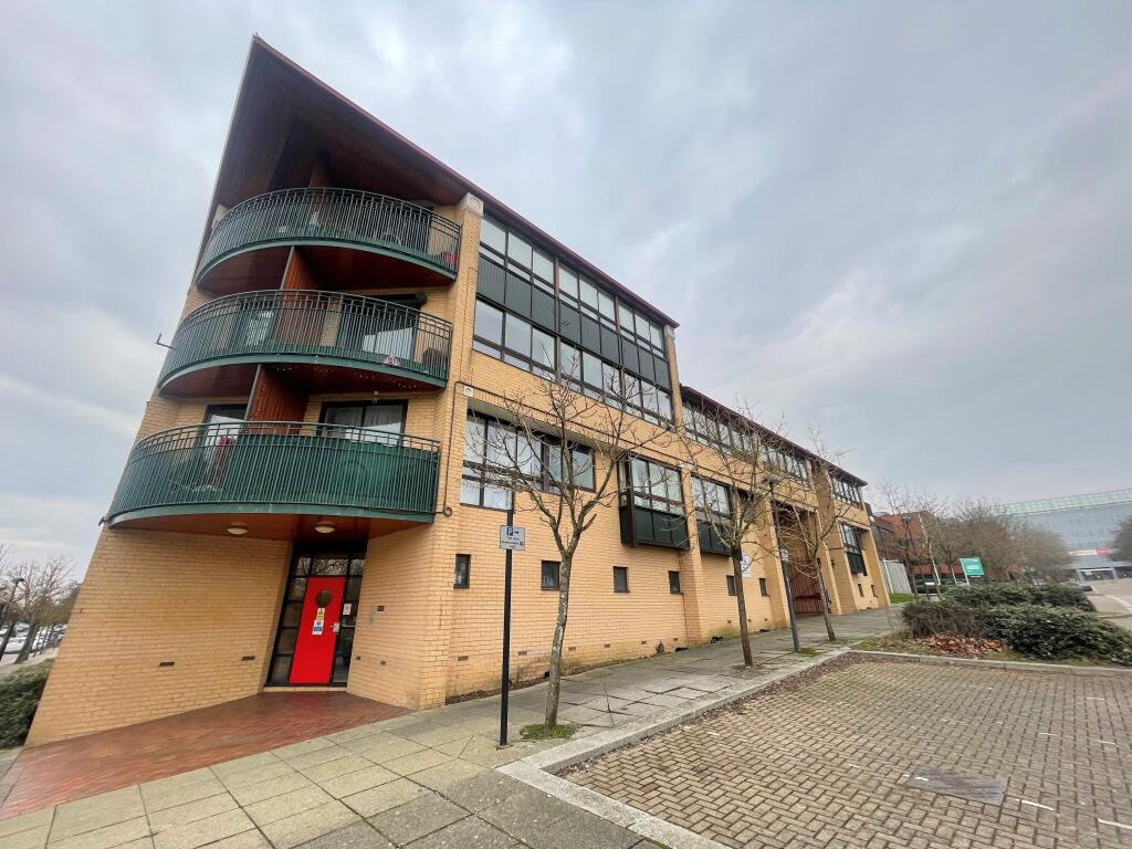 Main image of property: South Fift St, CMK, MK9