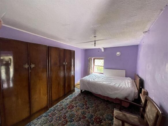 ANOTHER ROOM ASPECT