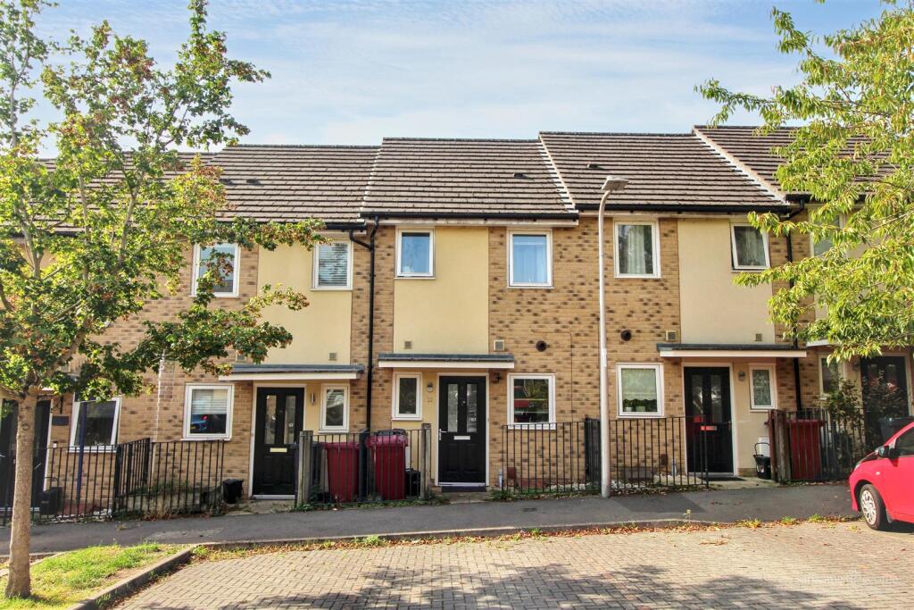 Main image of property: Tay Road, Tilehurst, Reading